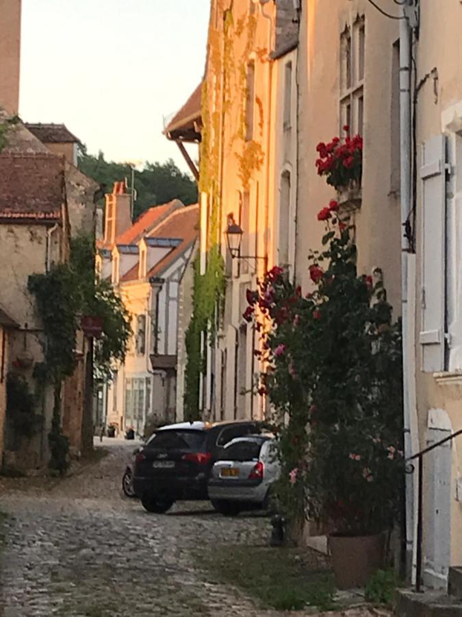Voyage… Villa Noyers-sur-Serein Luaran gambar